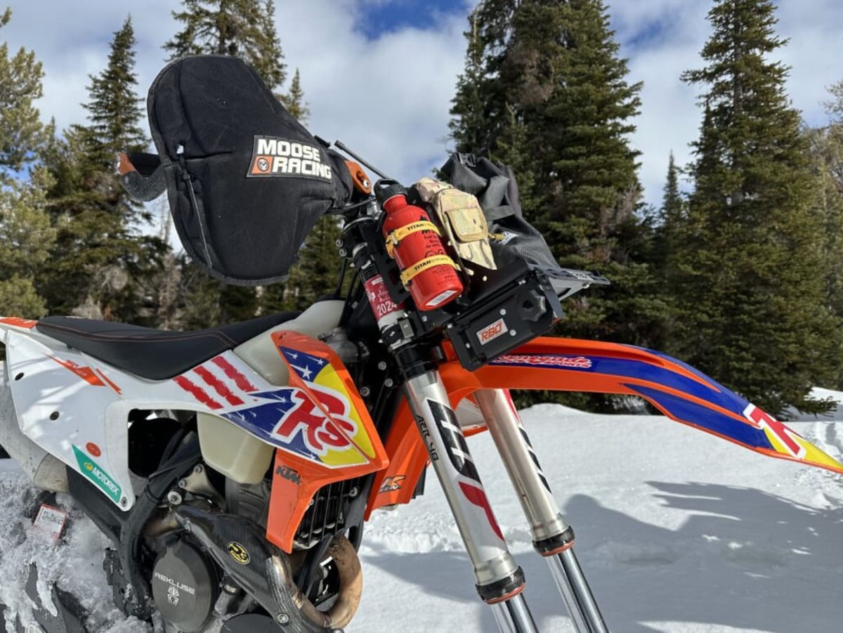 Razorback Offroad Auxiliary Fuel & Utility Mount