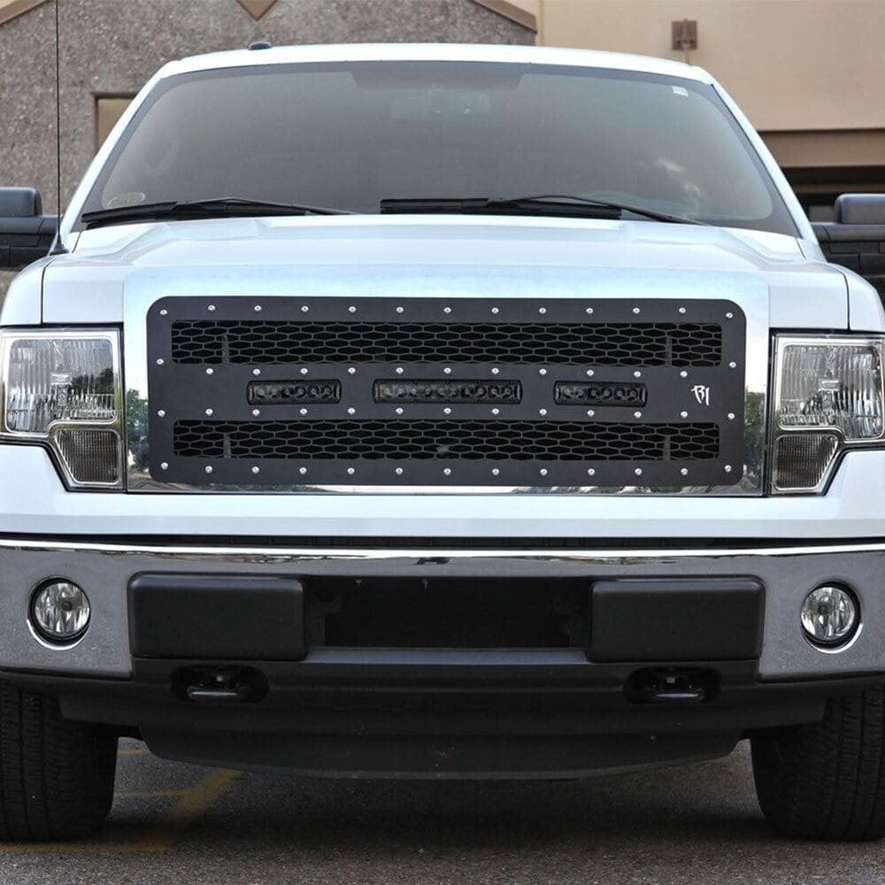 Rigid SR-Series Pro 50" Spot Midnight Surface Mount Light Bar