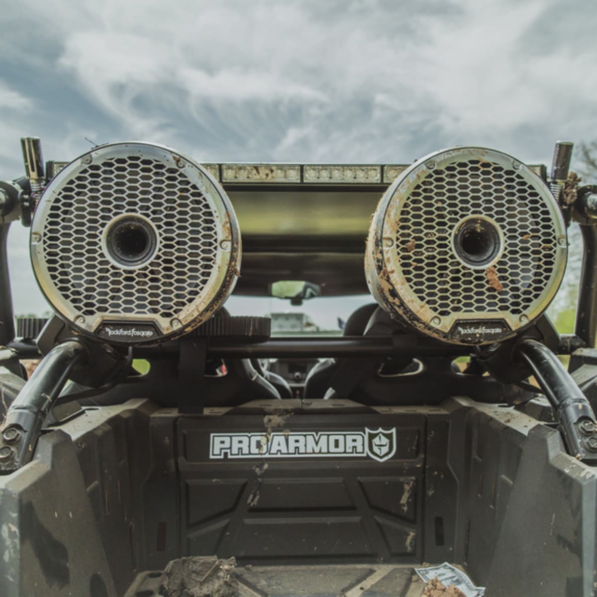 Rockford Fosgate M2 10" 2-Way Horn Loaded Tower Marine Speakers