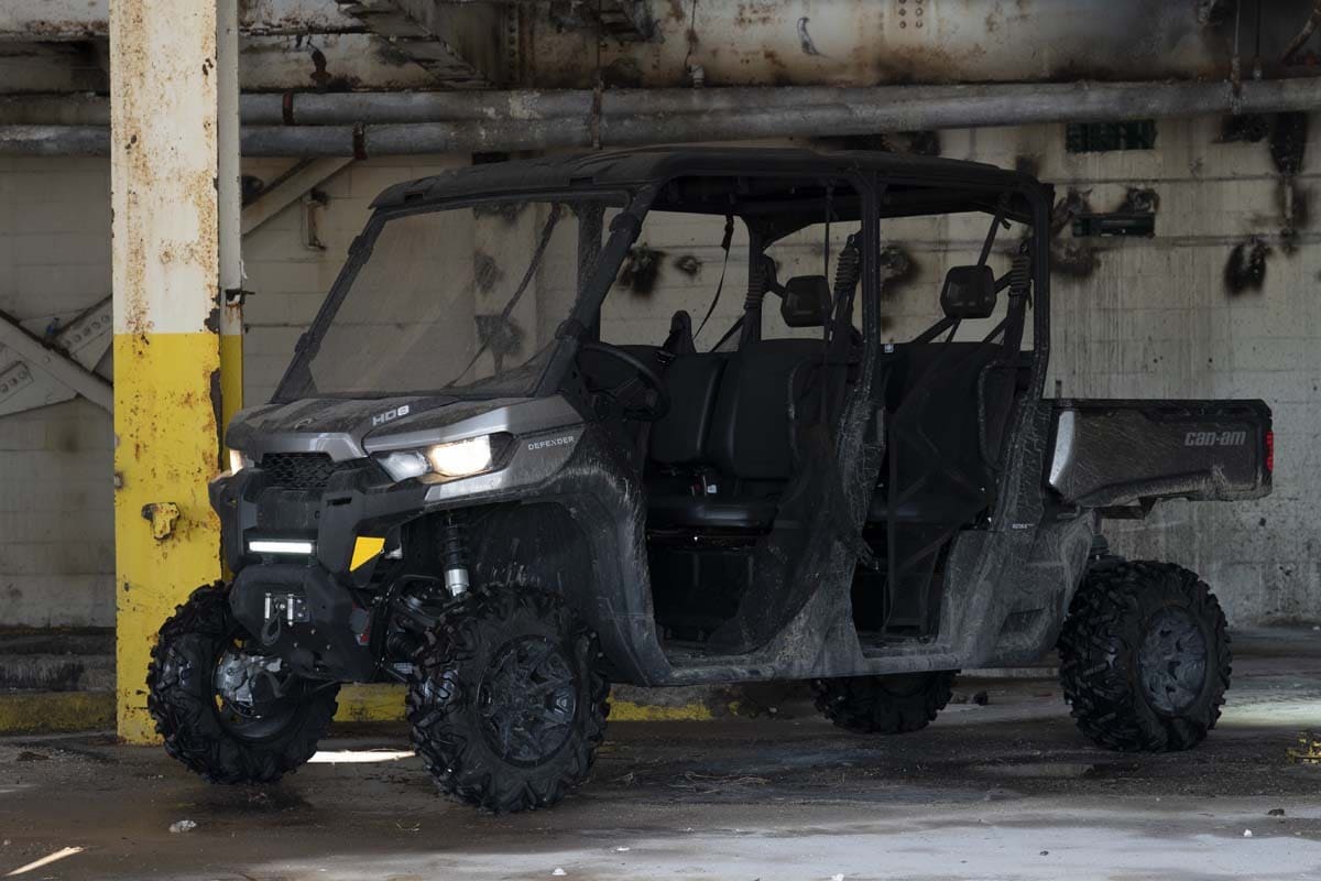 Rough Country Can-Am Defender HD 8 / 12'' Single Row LED Light Kit