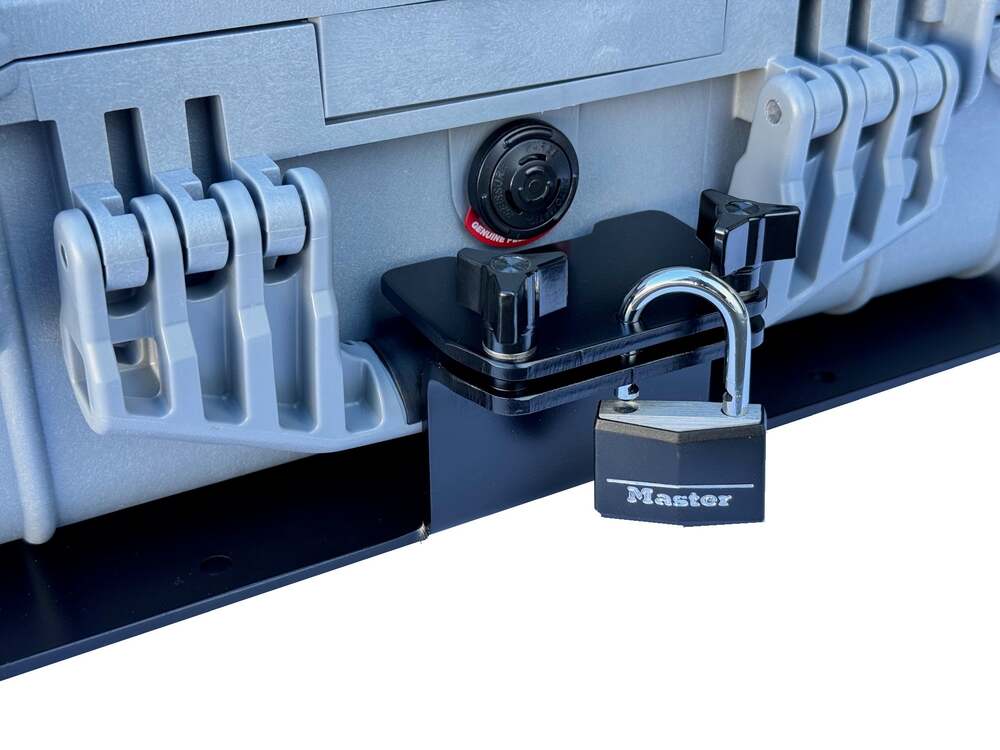 Savage UTV Easy Release Mount Overland Case