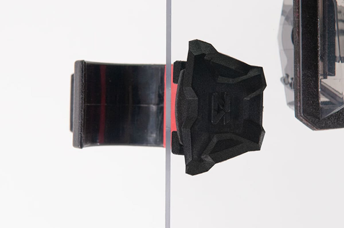 Seizmik Can-Am Defender Toolless Versa-Vent Scratch Resistant Hard Coated Windshield Kit