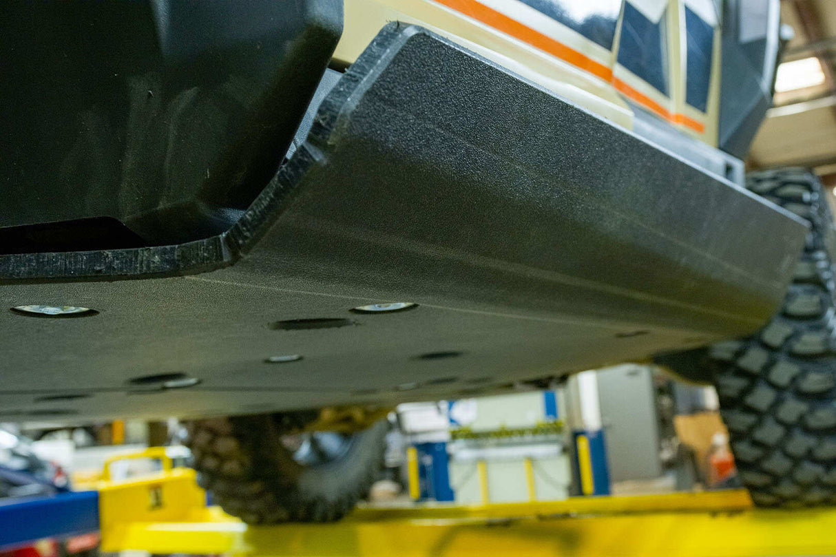 Seizmik Polaris General XP 1000 UHMW Skid Plate Kit with Integrated Tree Kickers/Rock Sliders