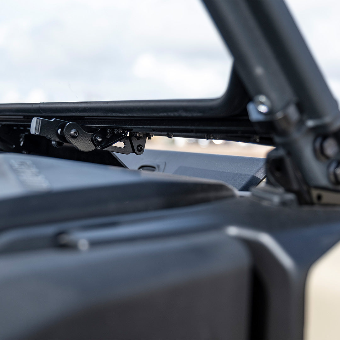 Super Comp Commander Vented Front Windshield