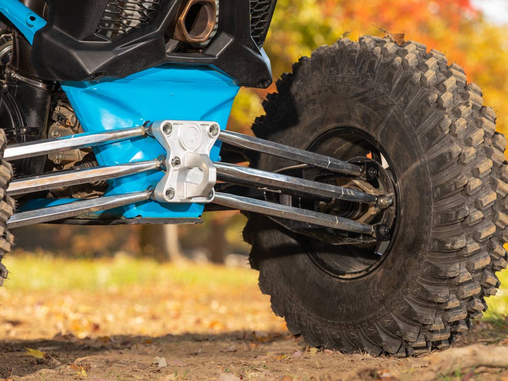 superatv-can-am-maverick-x3-billet-radius-rod-plate