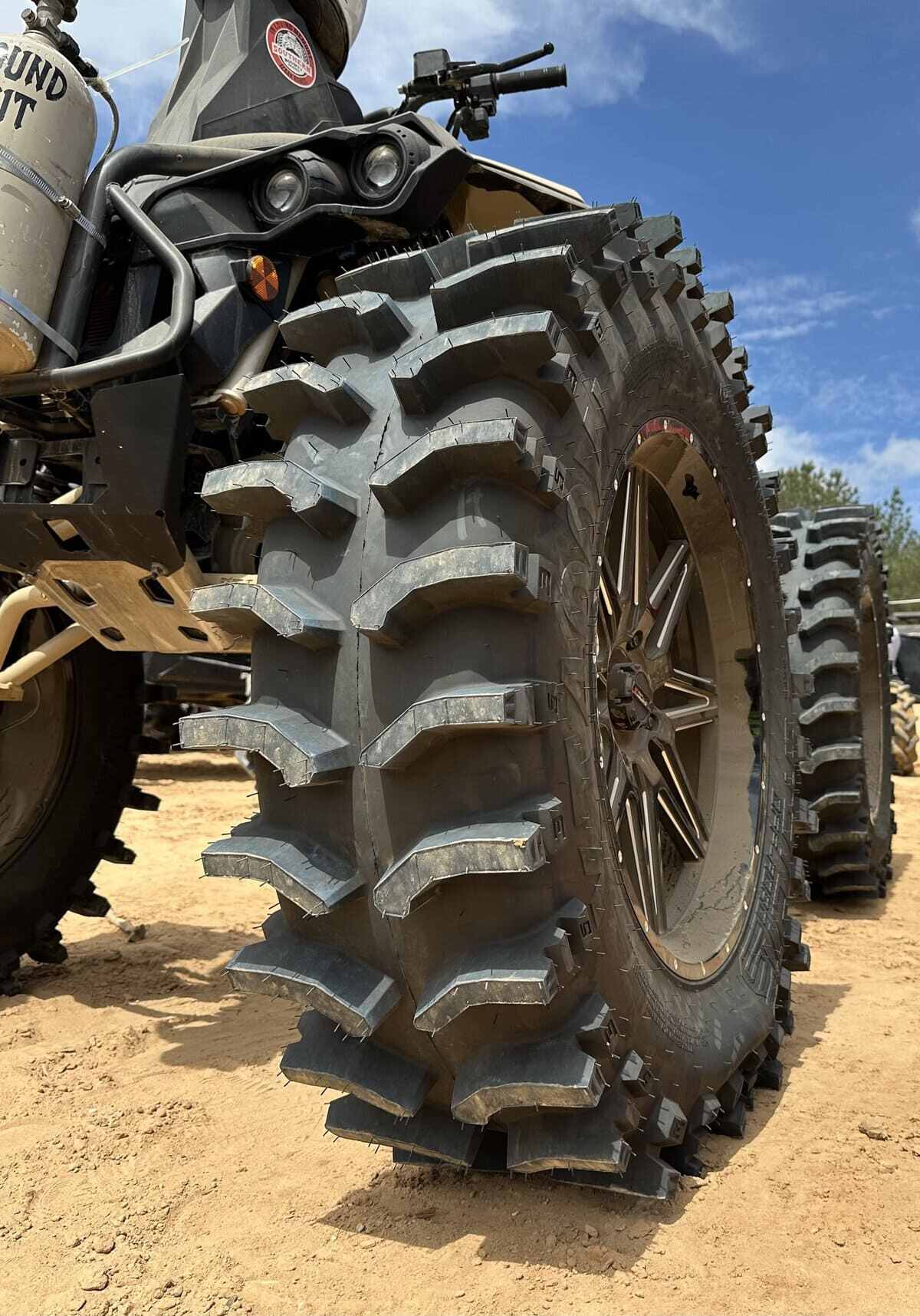 System 3 Black ST-3 & System 3 XT400W Xtreme Mud Wheel & Tire Kit