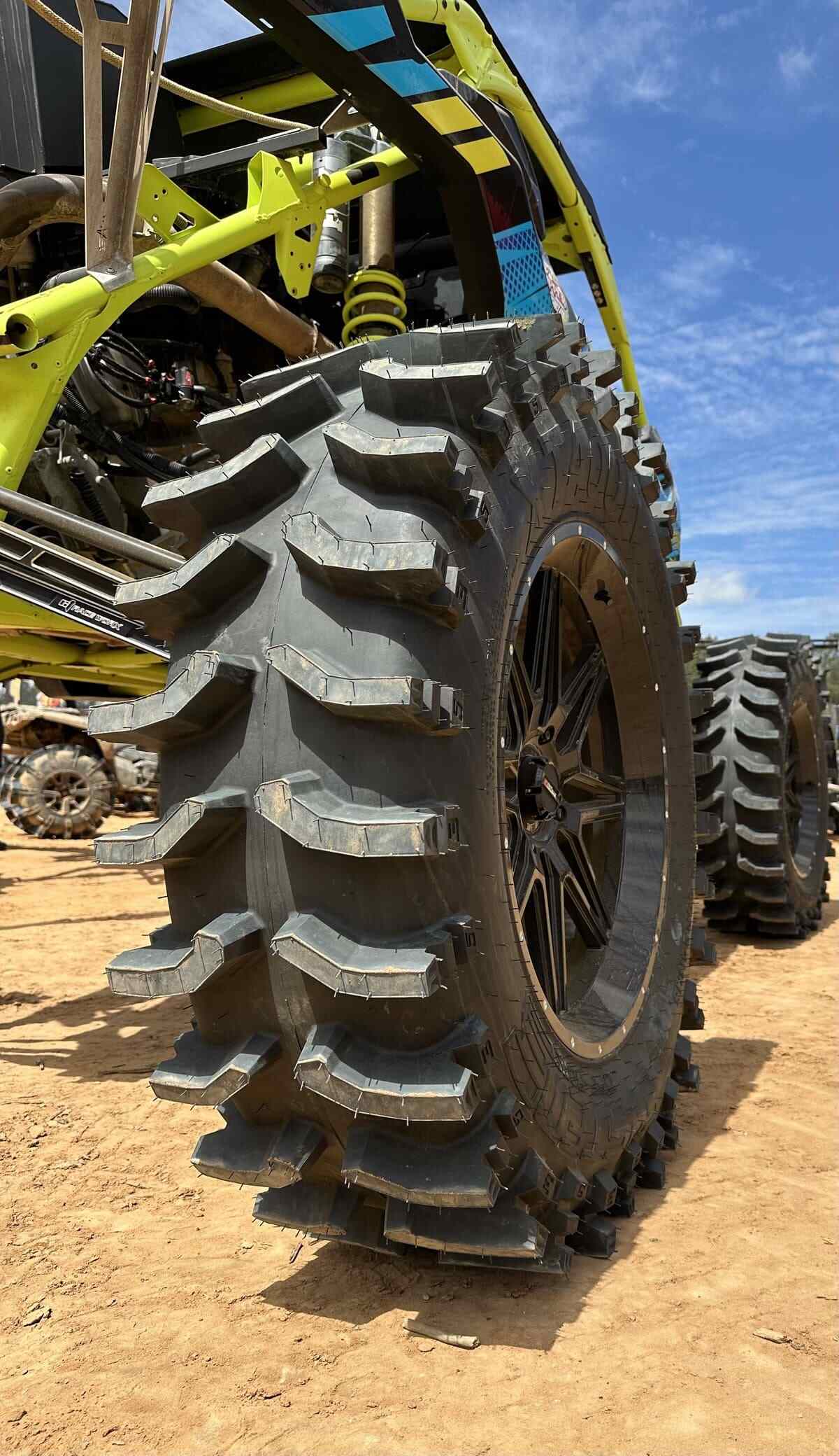 System 3 XT400W Xtreme Mud Tire