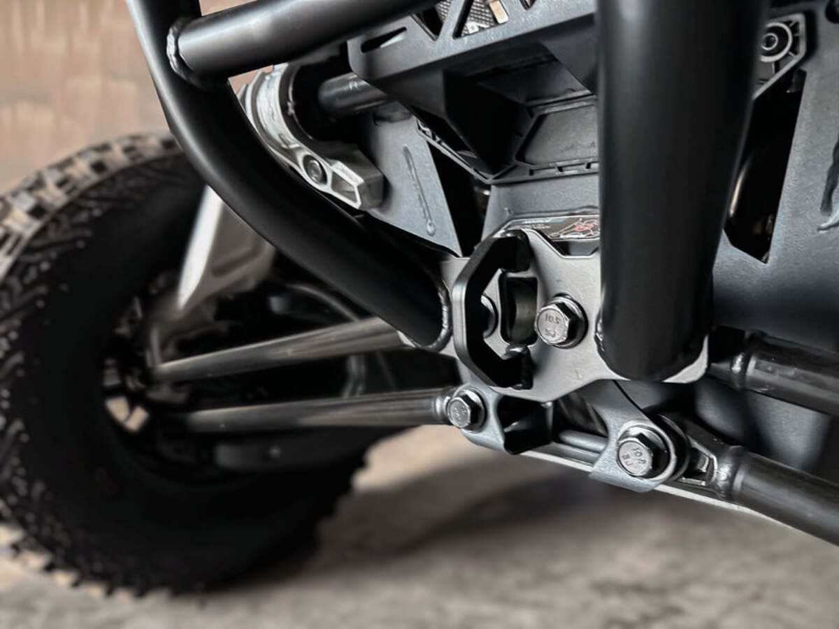 Thumper Fab Can-Am Maverick R Rear Bumper