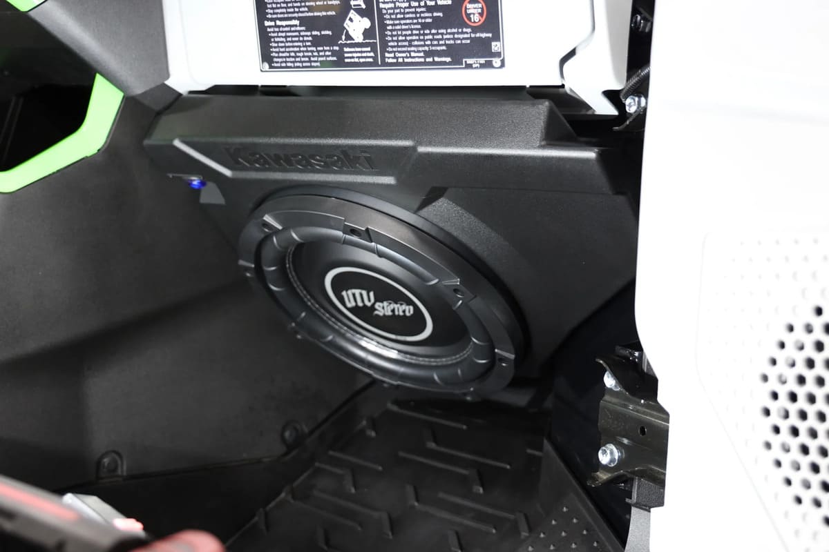 UTV Stereo Kawasaki Teryx H2 Garmin Tread Elite Stage 8 Stereo Kit