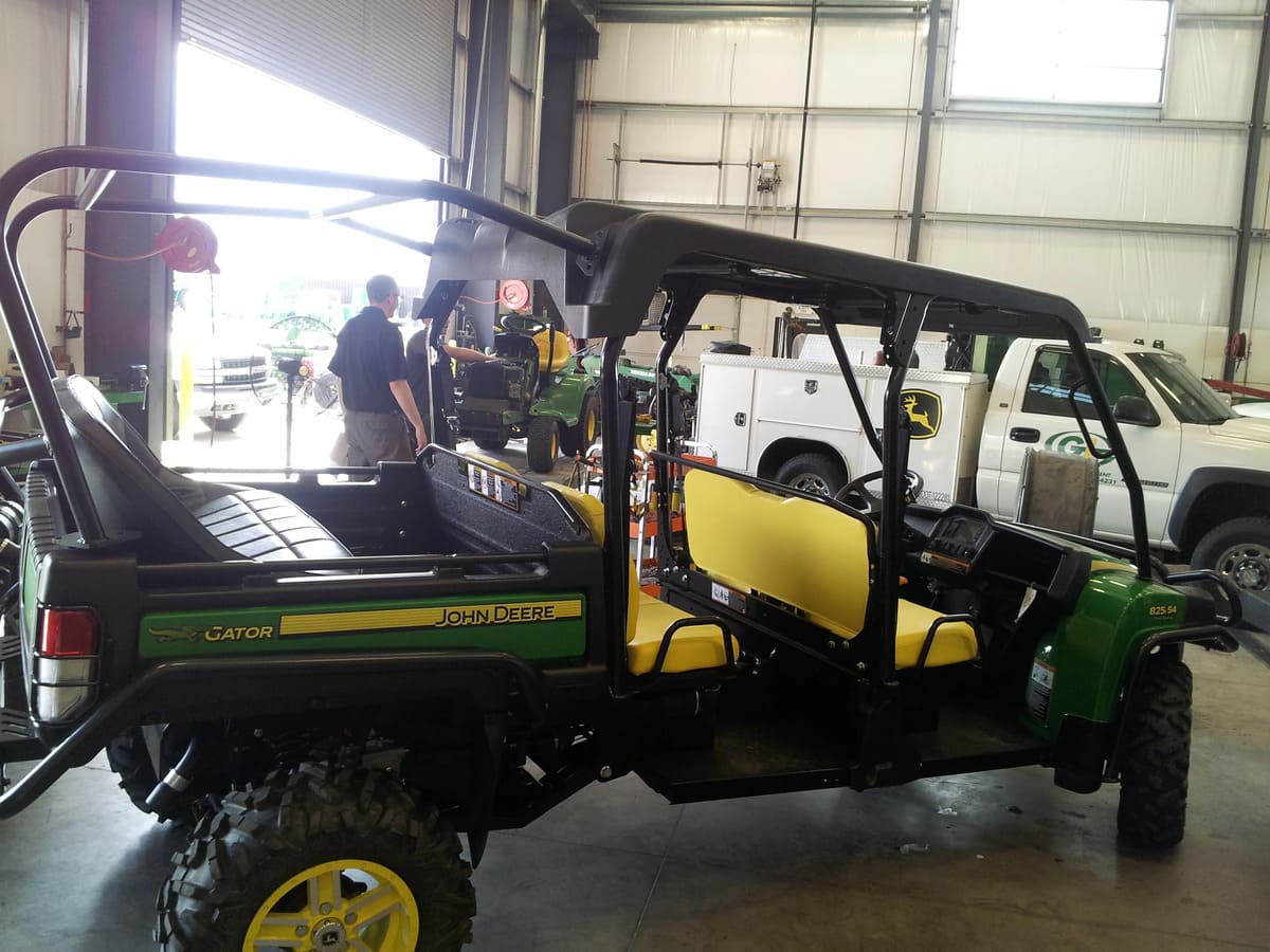 UTVMA '10-'12 John Deere Gator 825I Back Seat & Roll Cage Kit
