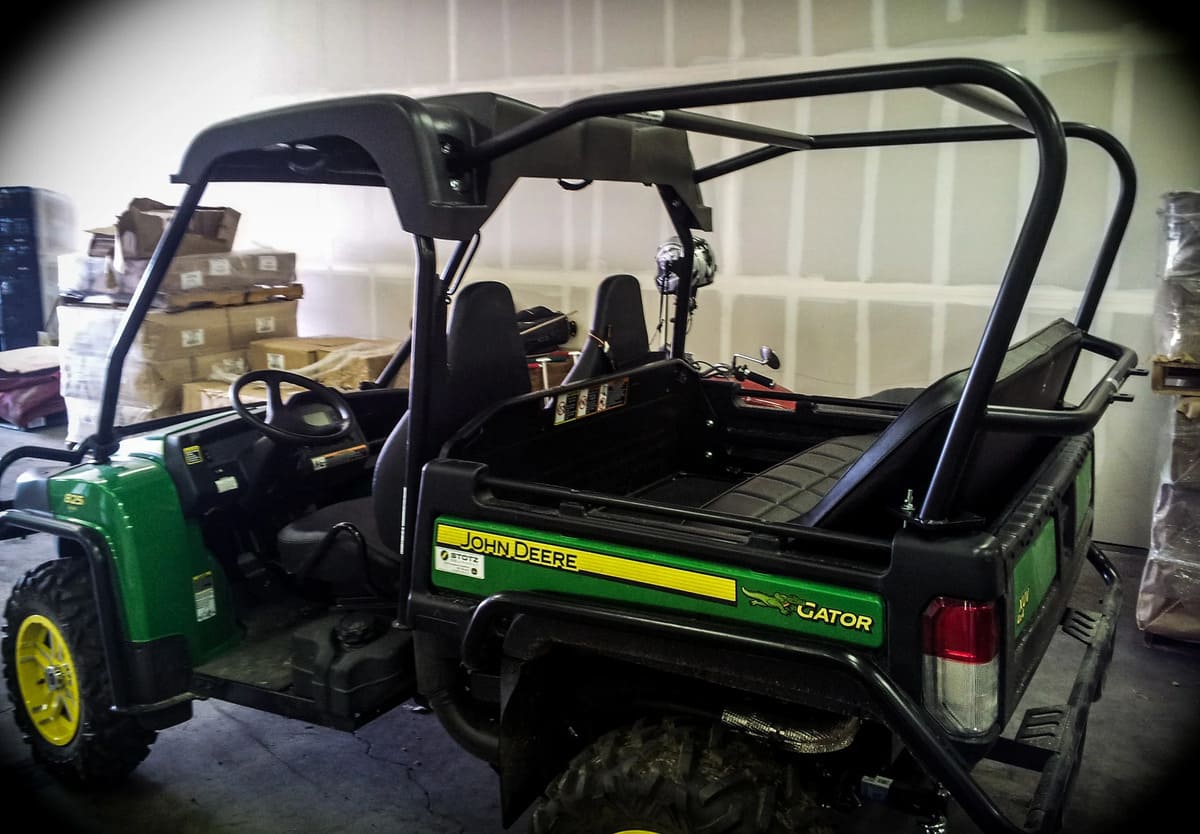 UTVMA '10-'12 John Deere Gator 825I Back Seat & Roll Cage Kit