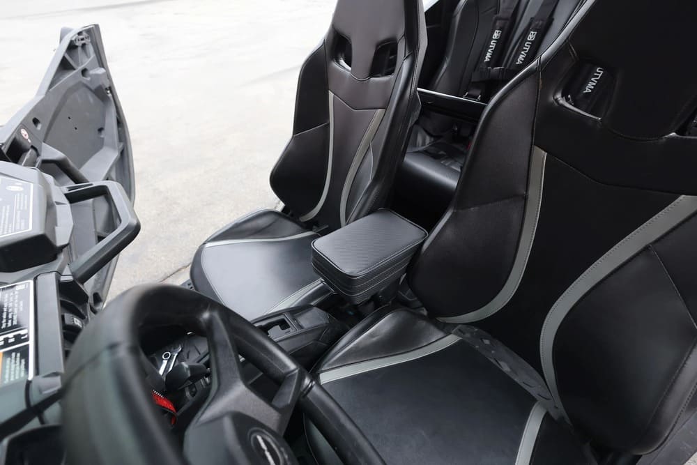 UTVMA '19-'24 Can-Am Maverick Sport Max Front & Rear Armrest w/ Bracket