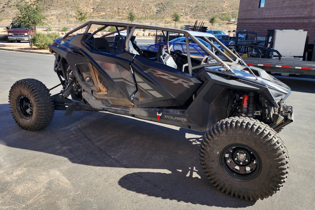 VooDoo Riders Polaris RZR Pro R 4-Seat Desert Style Roll Cage