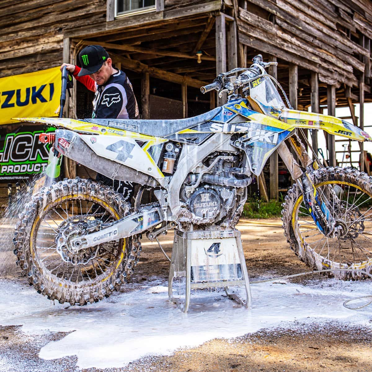 Slick Products Off-Road Wash + Foam Cannon Bundle