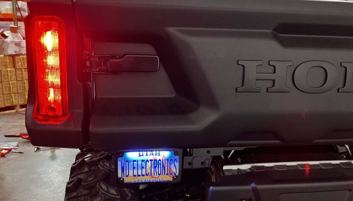 WD Electronics Honda Pioneer Turn Signal Kit