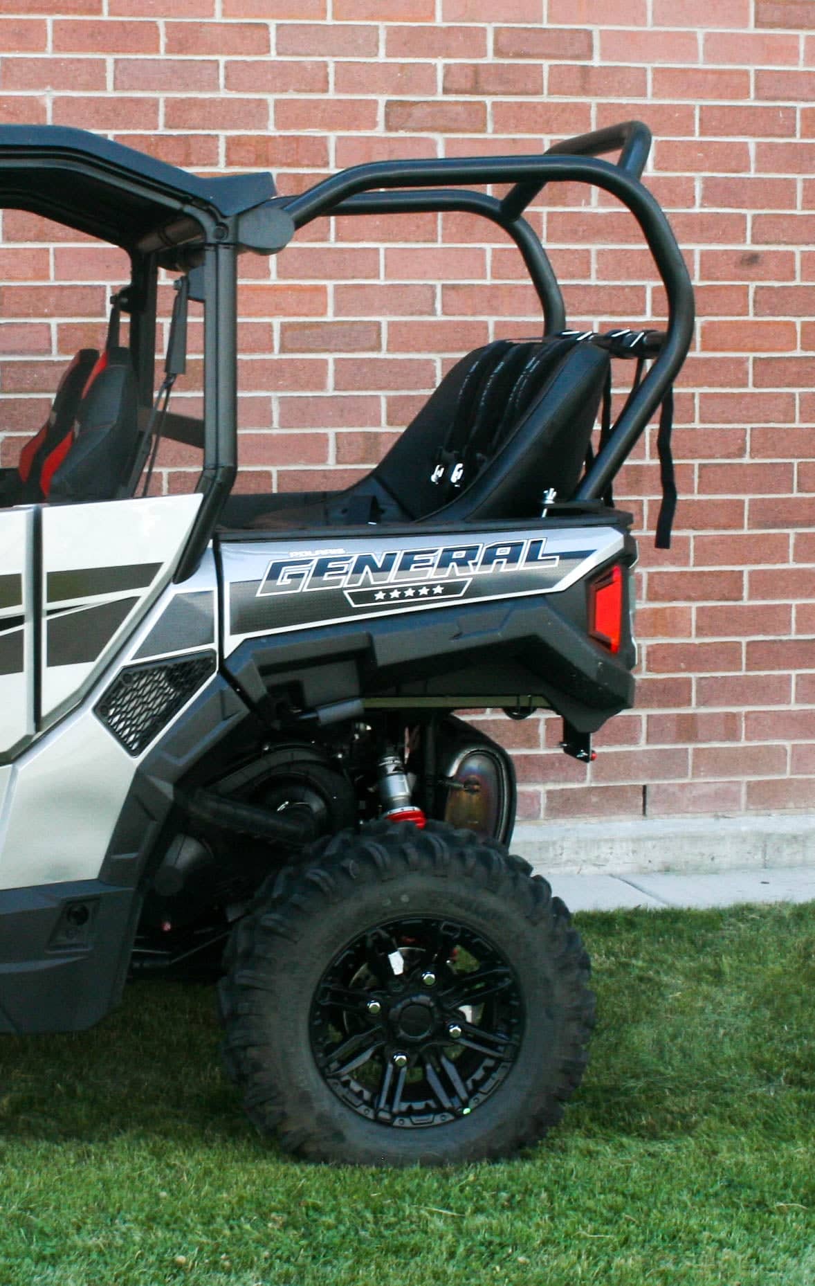 UTVMA Polaris General 4 Backseat & Roll Cage Kit