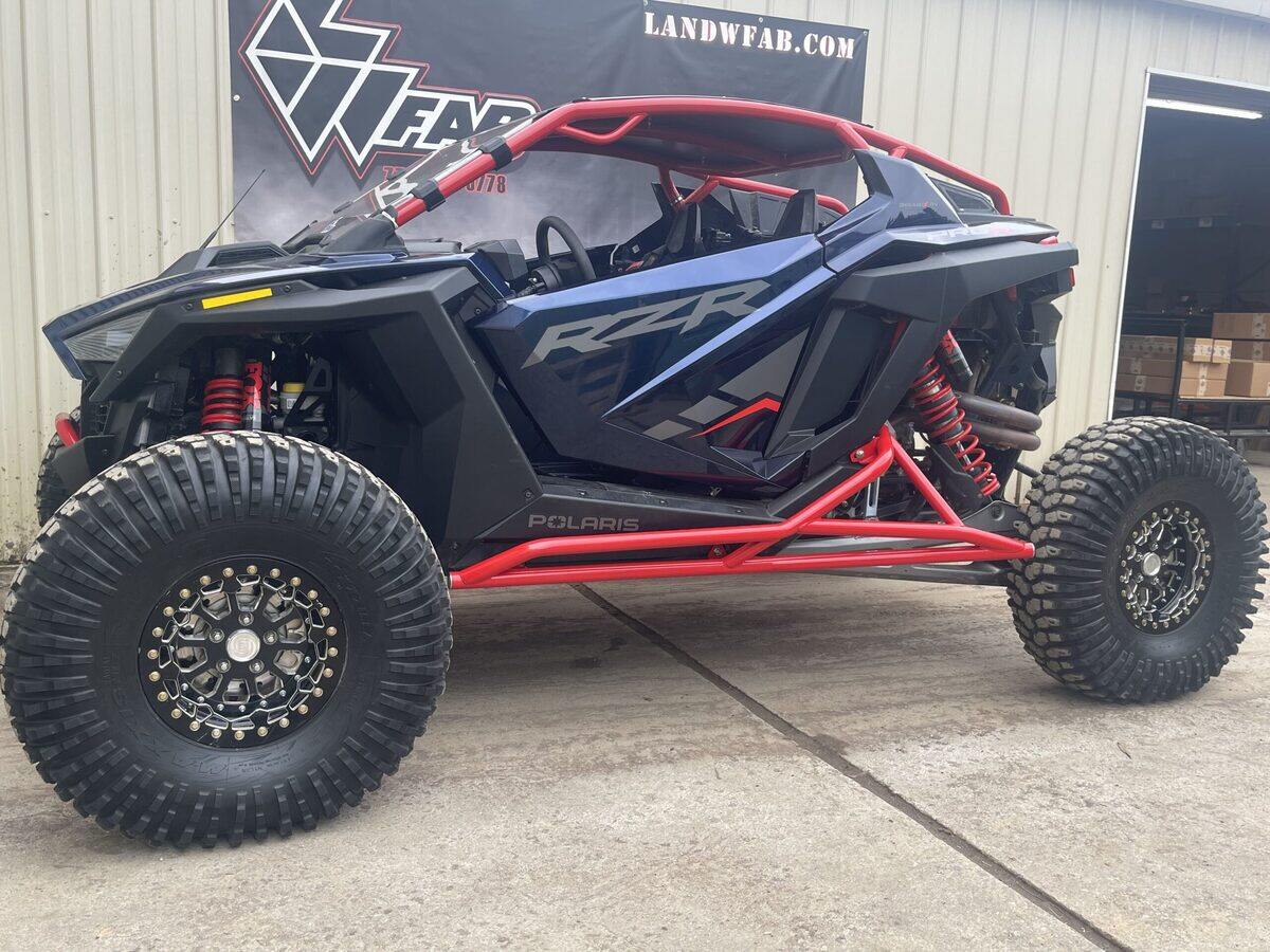L&W Fab 22' Polaris RZR Pro R 2 Seat Tree Kicker
