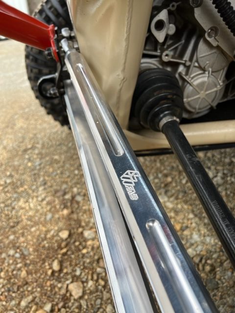 L&W Fab Can-Am Maverick X3 72″ Adjustable Radius Rods