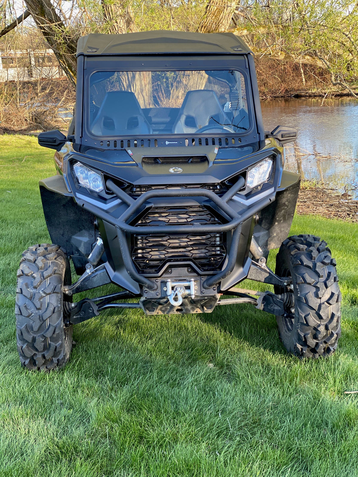 Bent Metal Can-Am Maverick/Commander Vented Glass Windshield