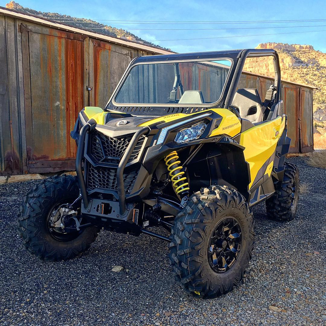 Bent Metal Can-Am Maverick/Commander Vented Glass Windshield