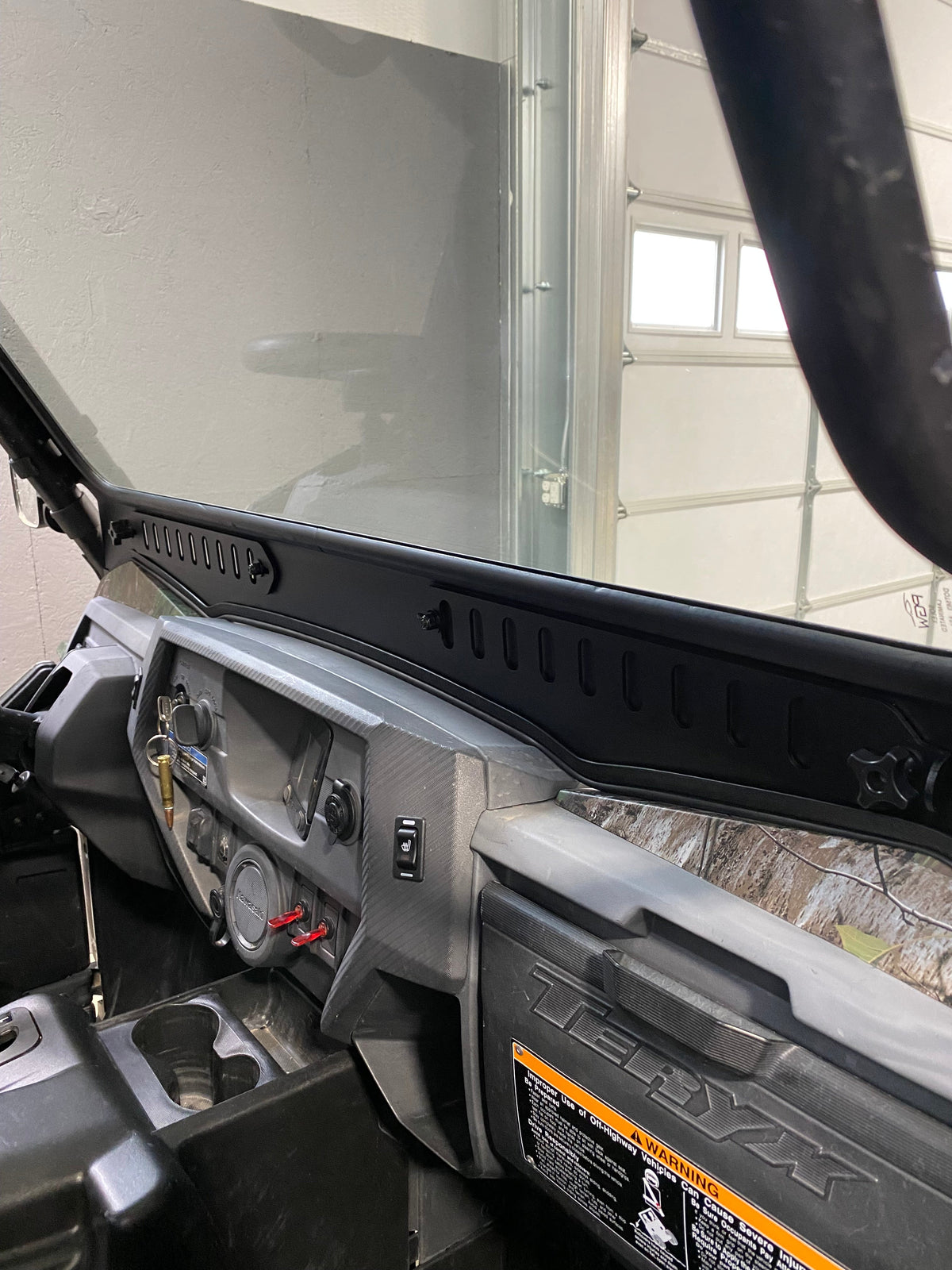 Bent Metal '16-'25 Kawasaki Teryx Vented Glass Windshield