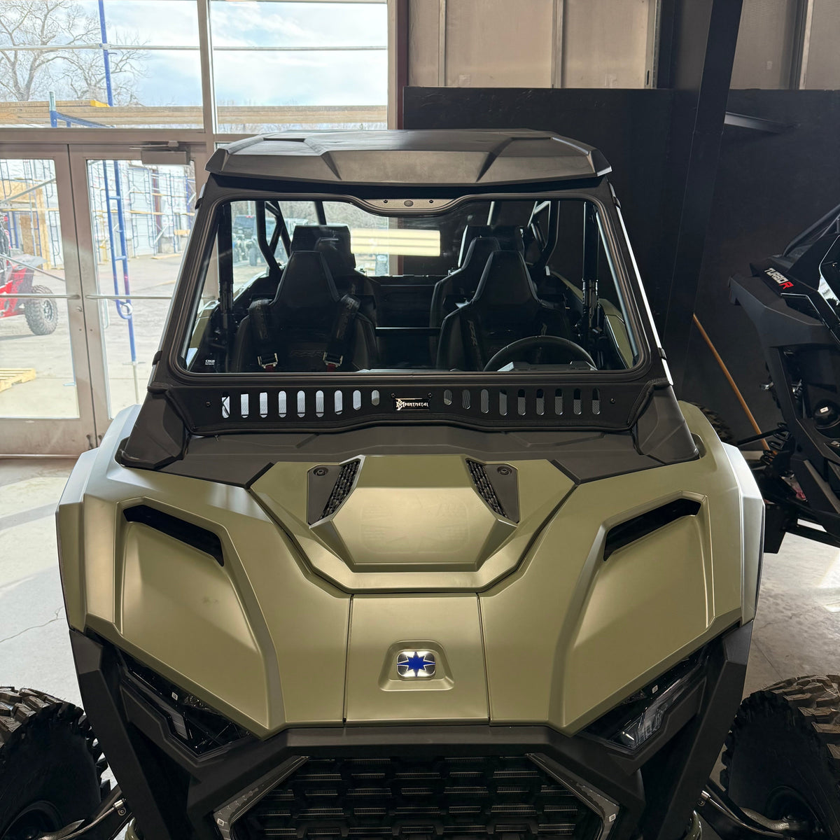 Bent Metal '25+ Polaris RZR Pro XP/Pro S Vented Glass Windshield
