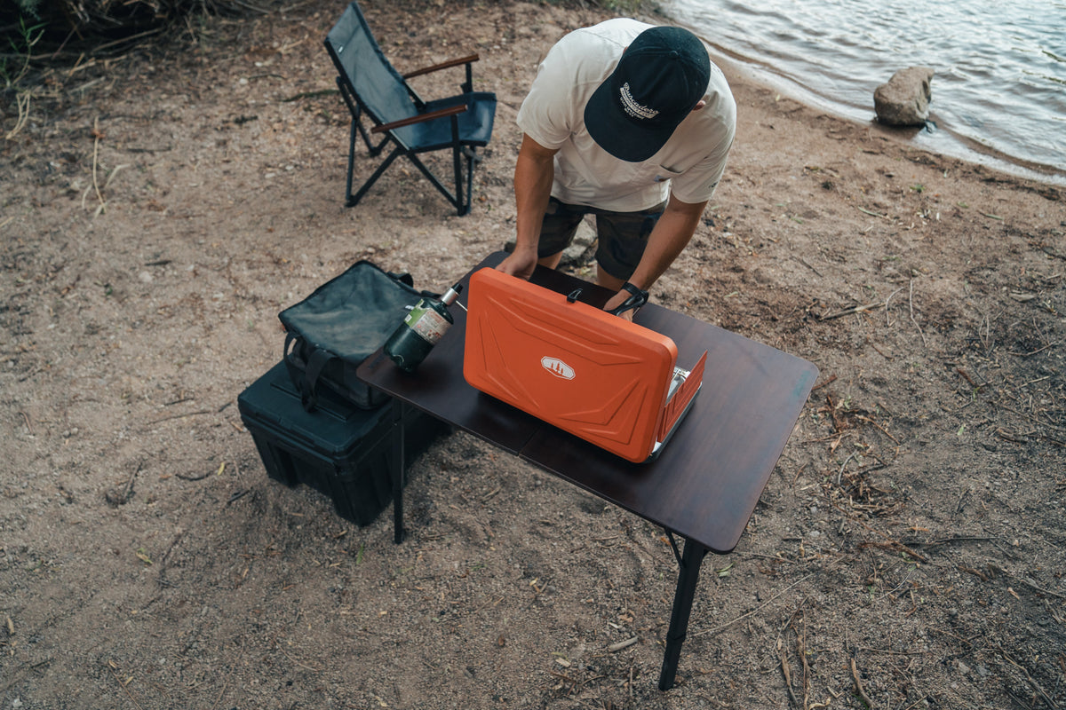 Roam Camp Table