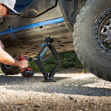 AGM The Scissor Jack