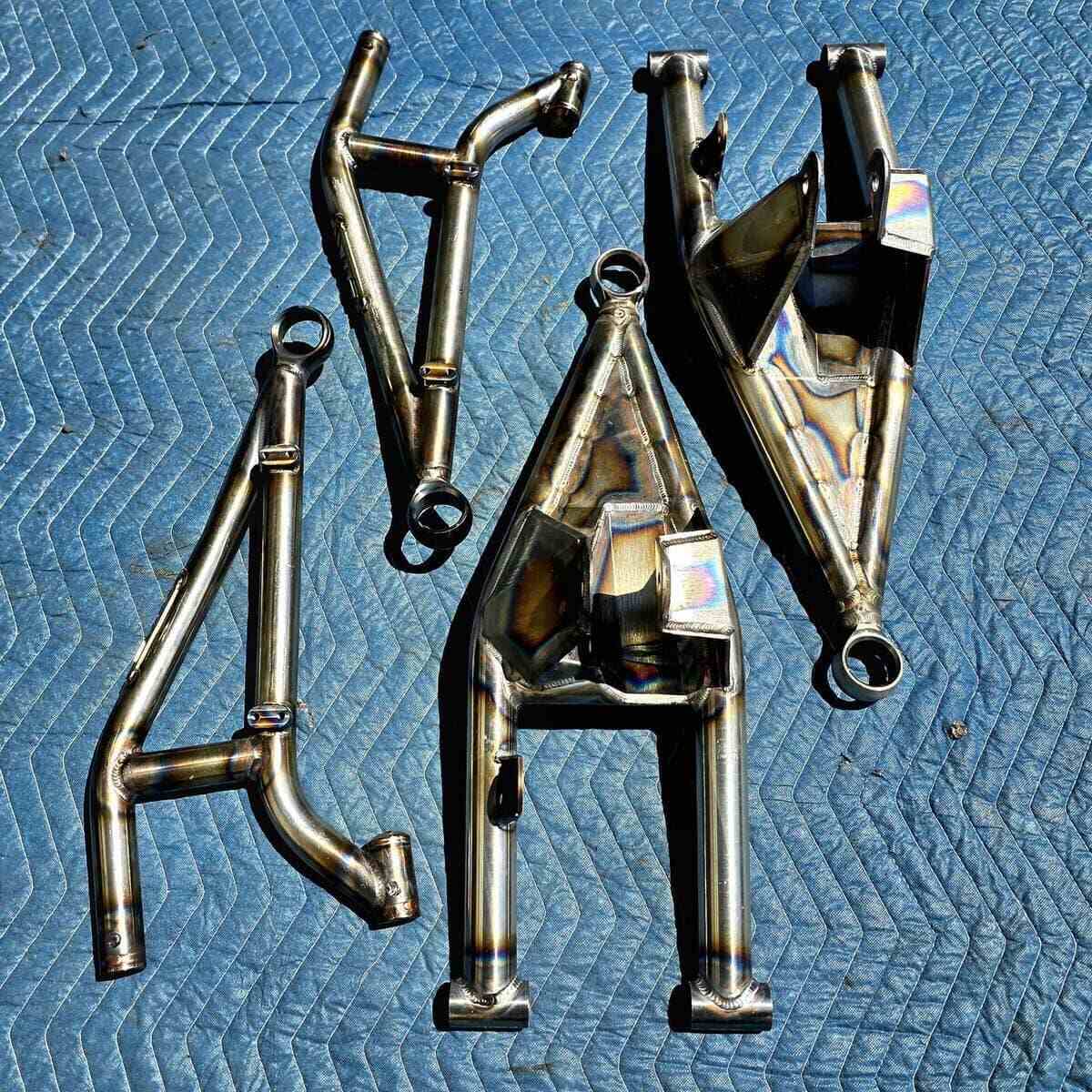 AVID Racing Yamaha YXZ1000R 72" Front Mid Travel Race Kit