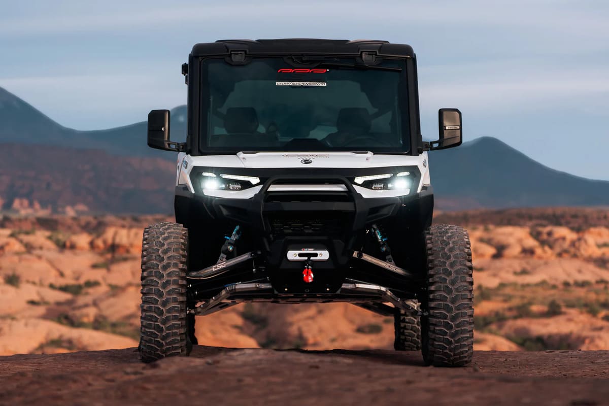 CSC '25+ Can-Am Defender HD11 Mid Travel Suspension Kit