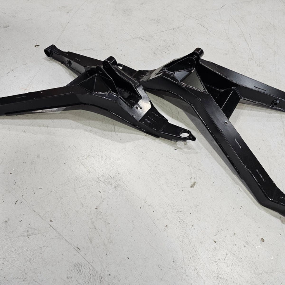 CT Race Worx Can-Am Maverick R Trail High Clearance Lower A-Arms