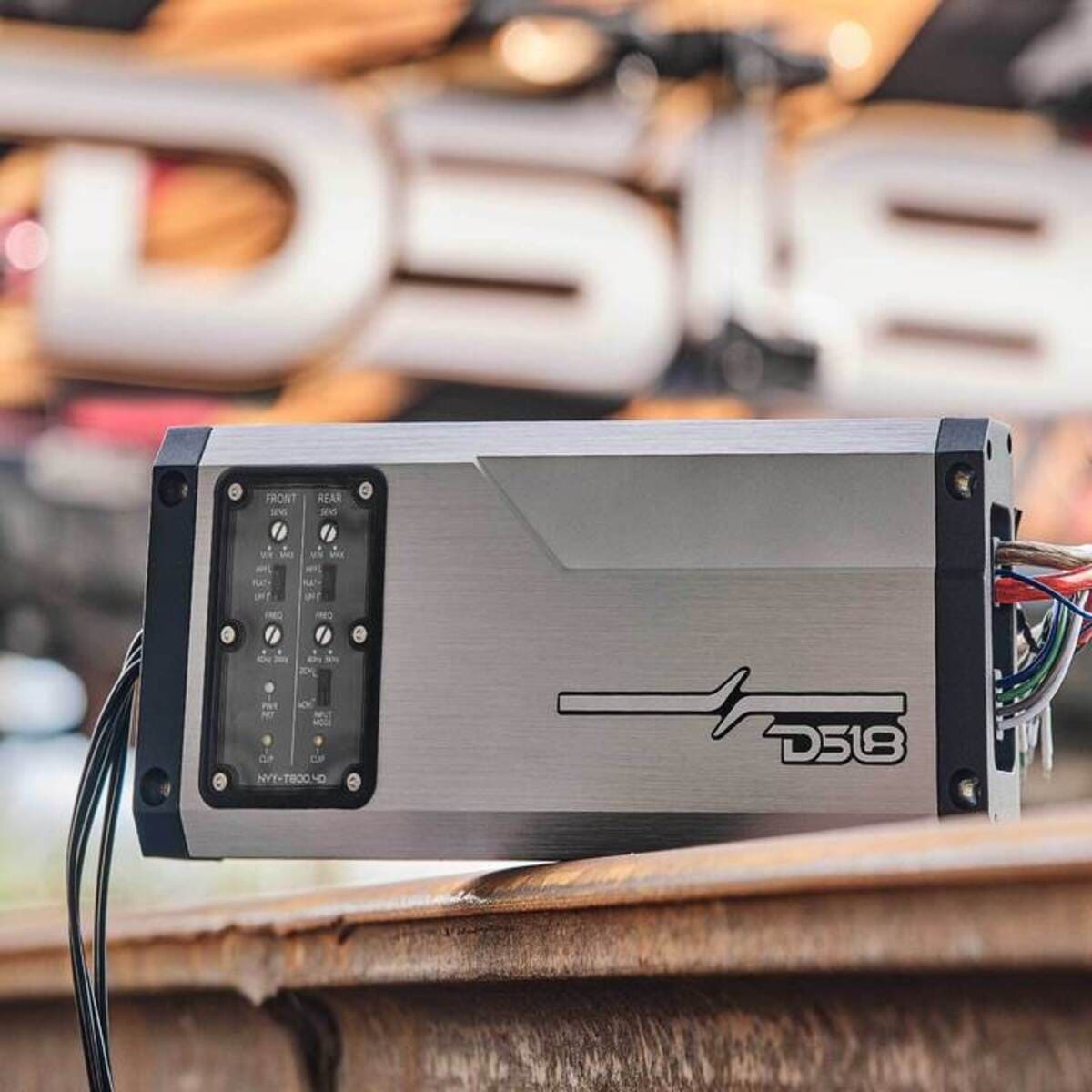 DS18 NVY 4-Channel Full-Range IP67 200 x 4 @ 4-Ohm Watts Rms Marine and Powersports Amplifier