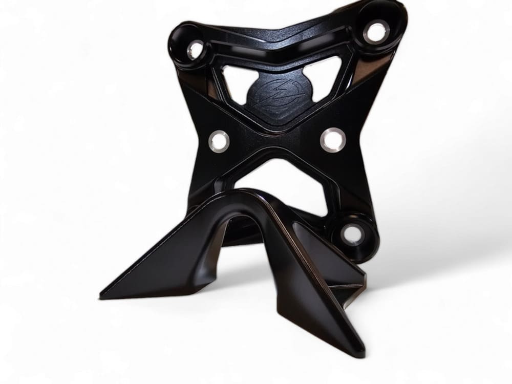 Elektric Offroad '17-'21 Can Am Maverick X3 Radius Rod Plate w/ Tow Hook - Black