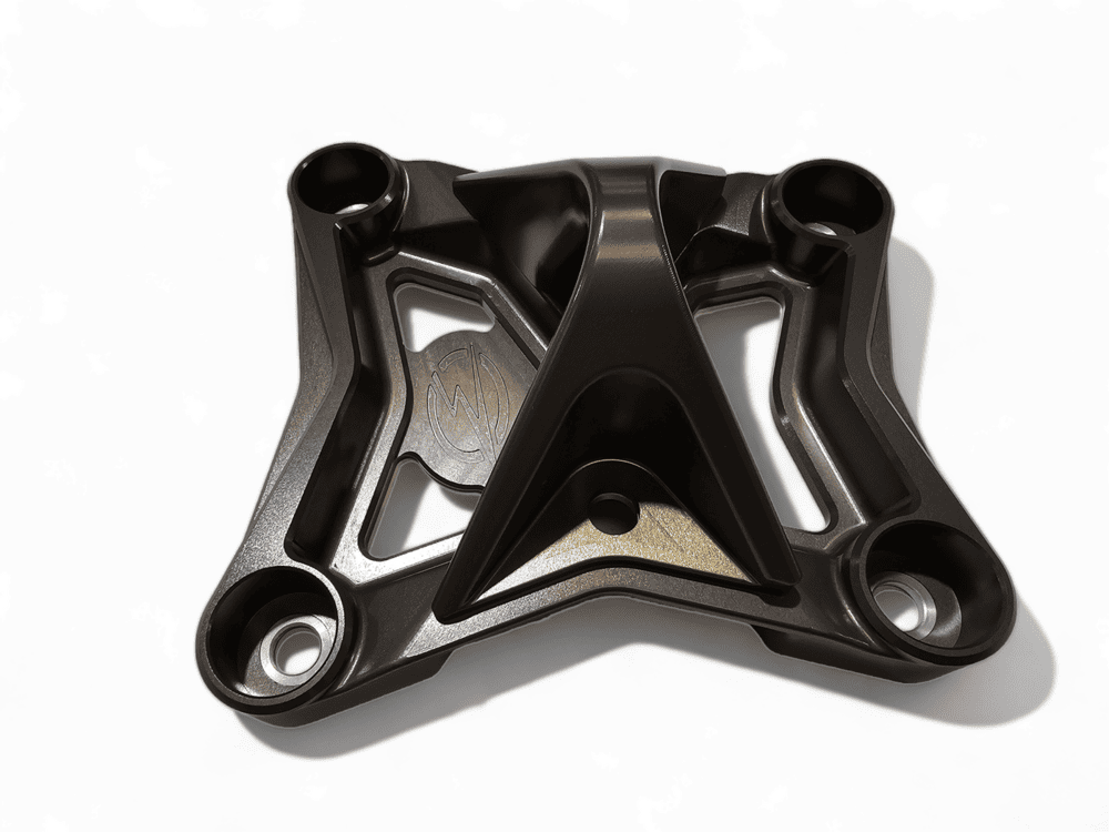 Elektric Offroad '17-'21 Can-Am Maverick X3 Radius Rod Plate w/ Tow Hook - Gunmetal