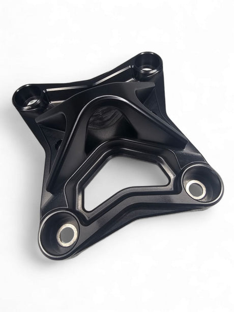 Elektric Offroad '17+ Can-Am Maverick X3 6 Bolt XL Radius Rod Plate w/ Tow Hook - Black