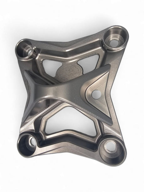 Elektric Offroad '17+ Can-Am Maverick X3 6 Bolt XL Radius Rod Plate w/ Tow Hook - Gunmetal