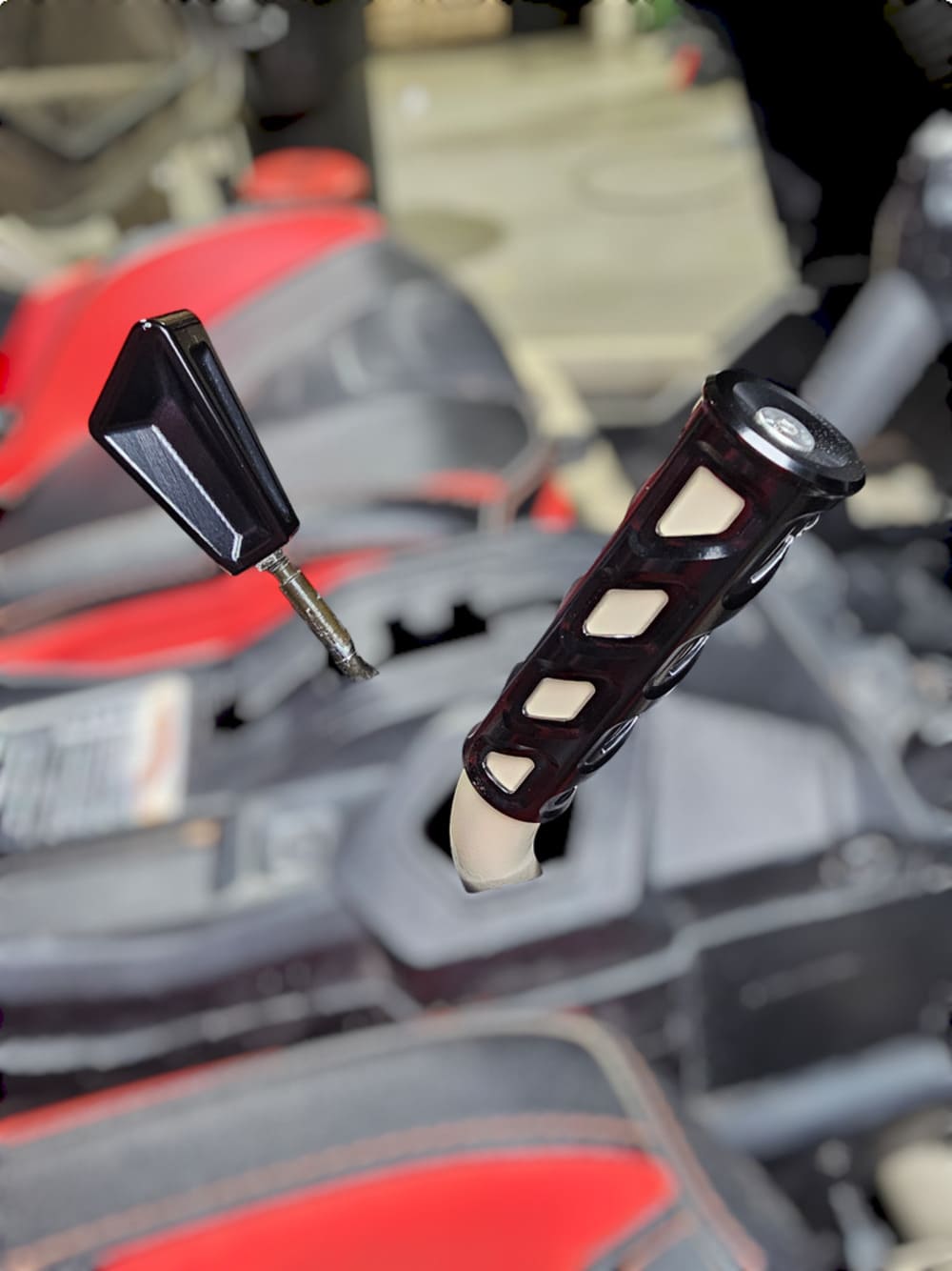 Elektric Offroad '17+ Can-Am Maverick X3 Grab Handle - Anodized Black