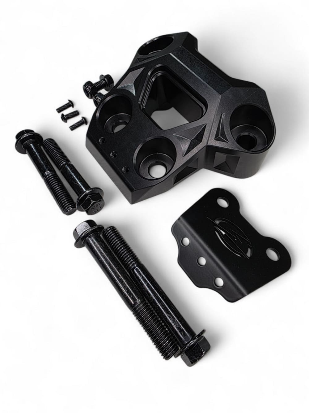 Elektric Offroad '24+ Can-Am Maverick R Billet Radius Rod Plate - Black