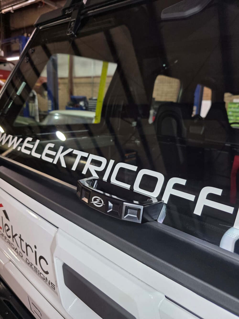 Elektric Offroad '24+ Polaris Xpeditio Rear Glass Handle - Anodized Black