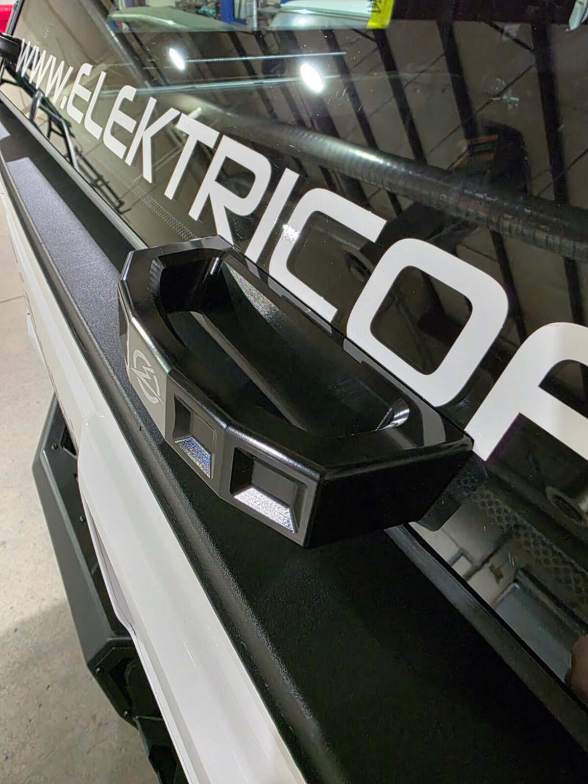 Elektric Offroad '24+ Polaris Xpedition Anodized Black Rear Glass Handle