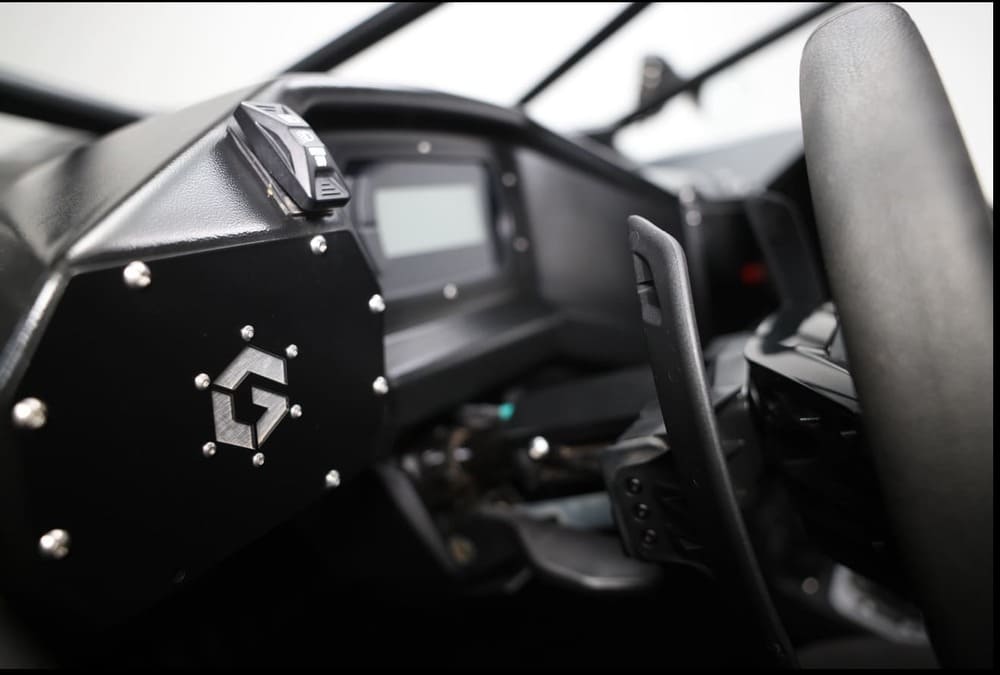 Geiser Performance Can-Am Maverick R Dash Kit