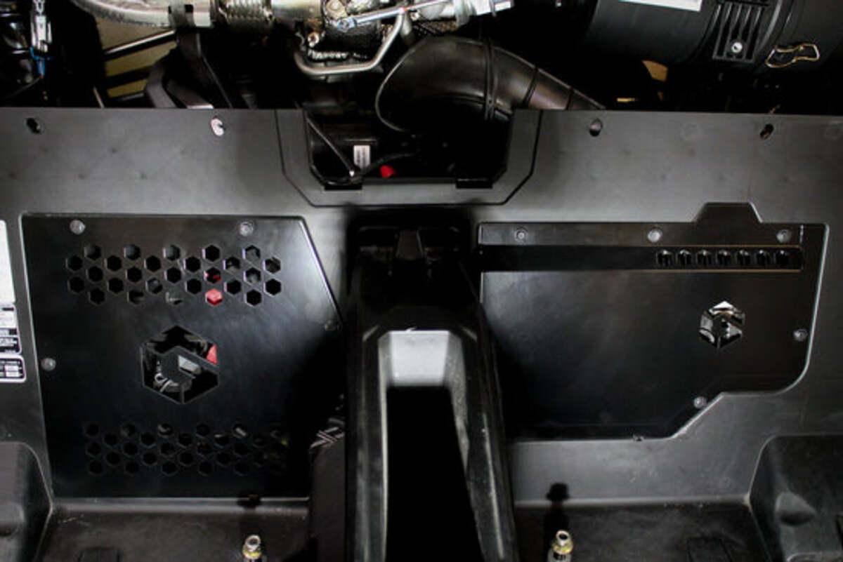 Geiser Performance Can-Am Maverick X3 ECU and Battery Cover