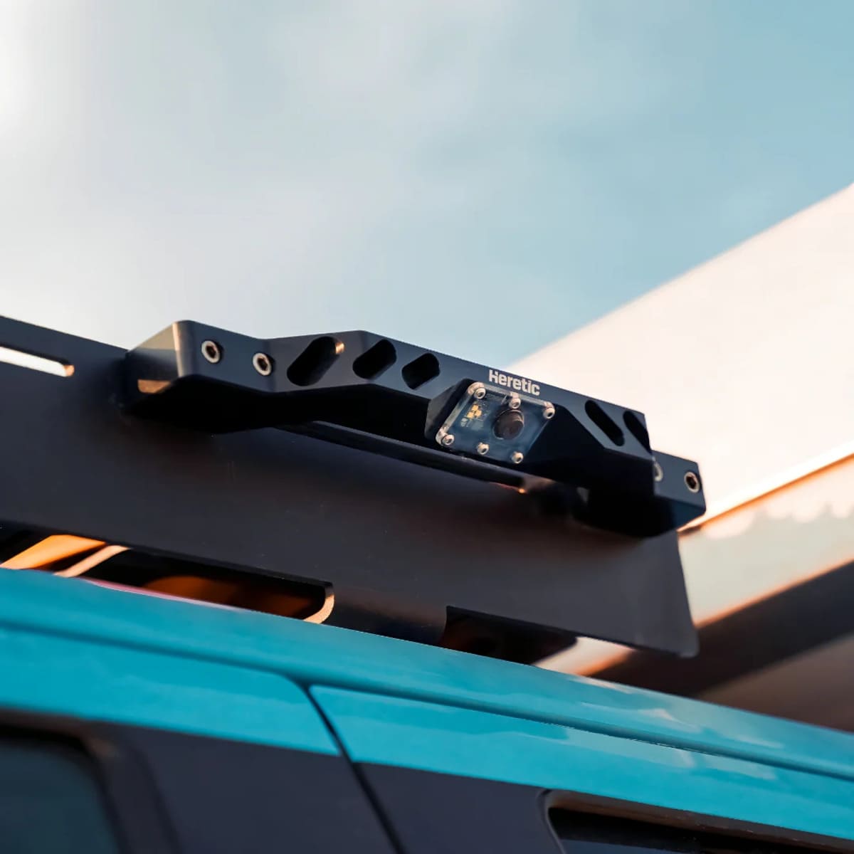 Heretic Roof Rack Handle W/ Dome Light - Pair