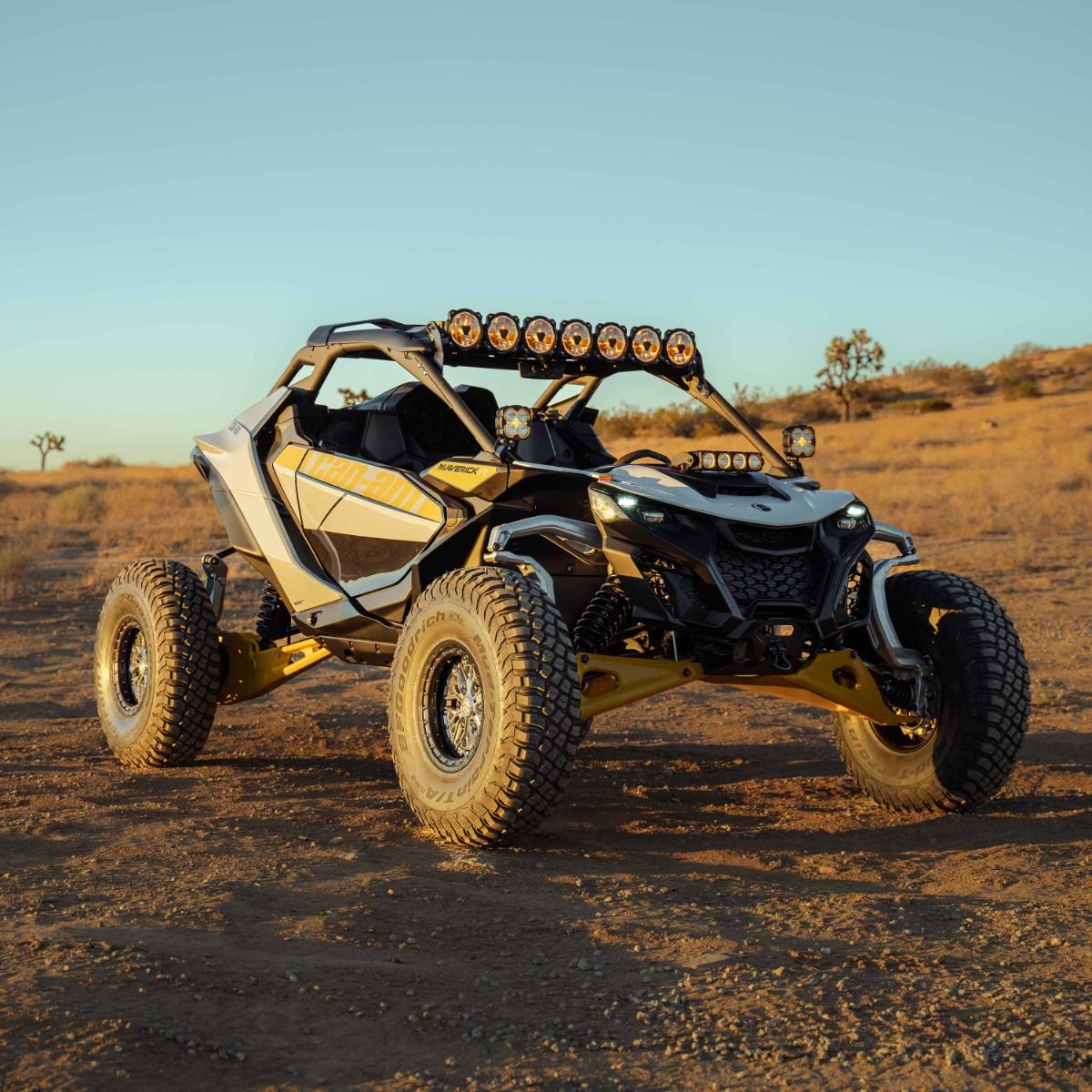 KC HiLiTES Can-Am Maverick R Overhead Mount & Gravity LED Light Bar Bundle