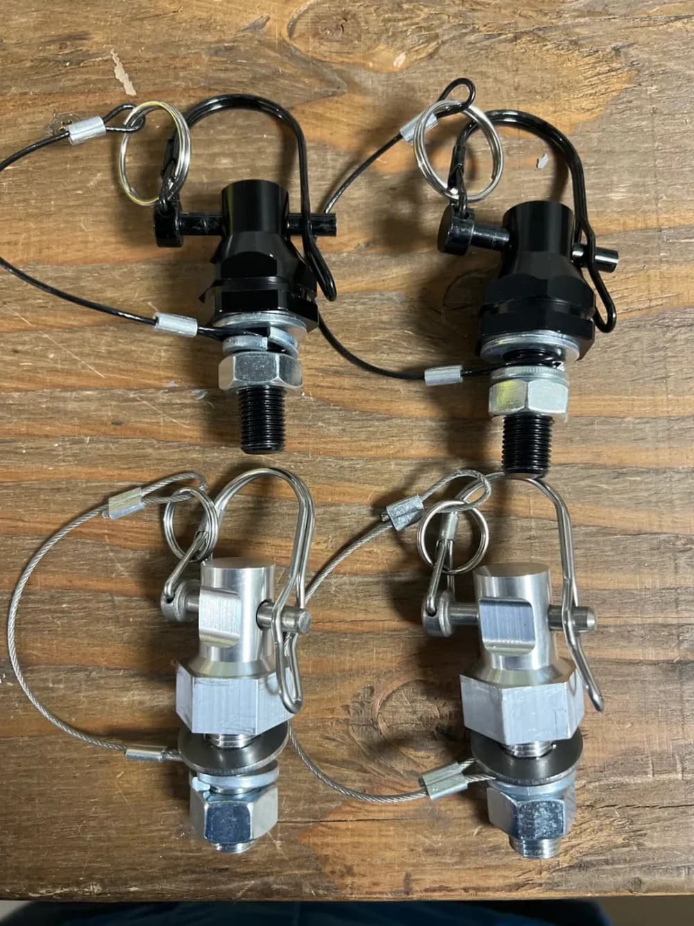 M Whips Quick Release Pin Mounts