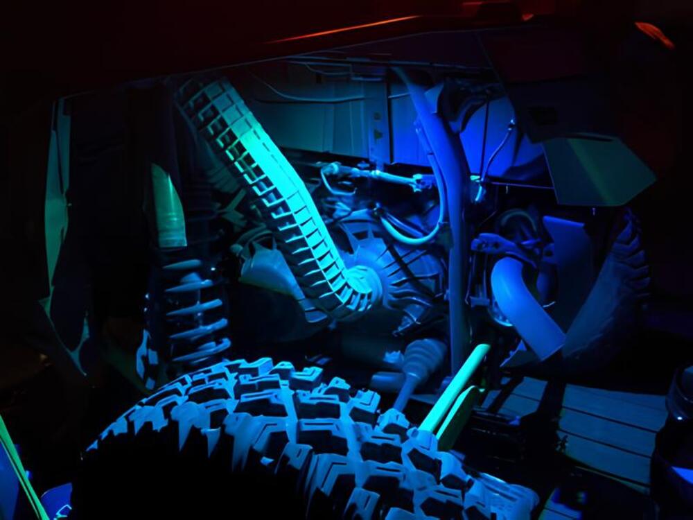 M Whips T2 Bluetooth Chasing Rock Kit - 6 Pods