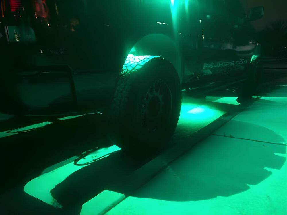 M Whips T2 Bluetooth Chasing Rock Kit - 8 Pods