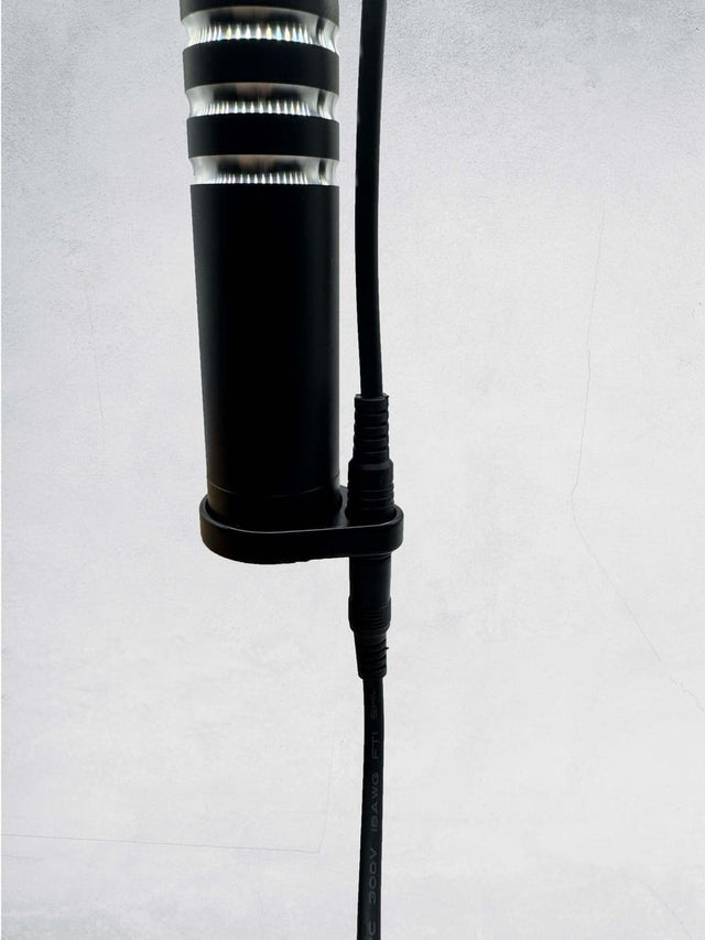 Marshin Whips Billet Bolt On Wire Holder