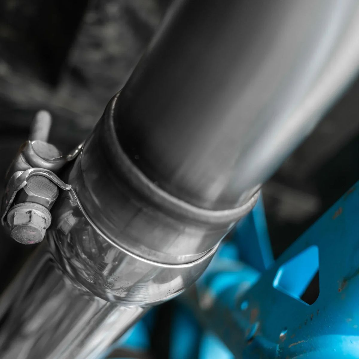 MBRP '17-'26 Can-Am Maverick X3 Aggressive Performance Series Chambered Core Slip-on Exhaust