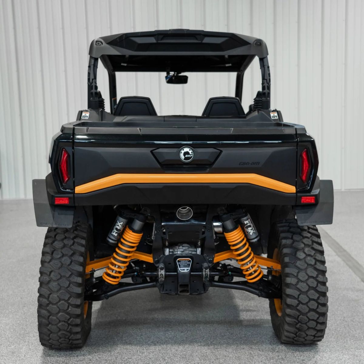 MBRP '21-'26 Can-Am Commander/Maverick Aggressive Performance Series Chambered Core Slip-on Exhaust